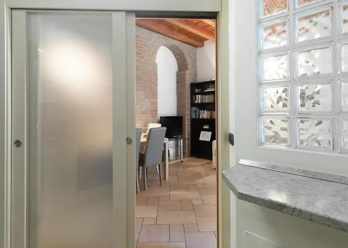 Italianway Easy - Muratori 8 Mediolan