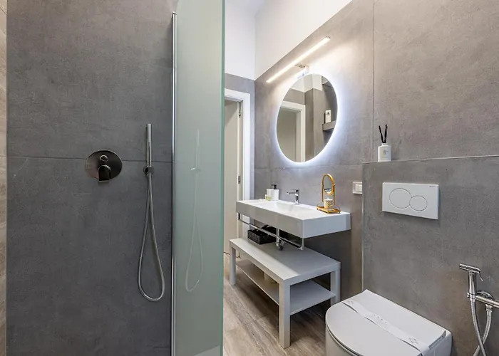 Lovely - 15 Minutes To Duomo Lägenhet