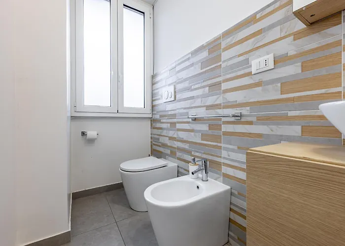 Porta Romana Luminoso Trilocale Con Balcone *