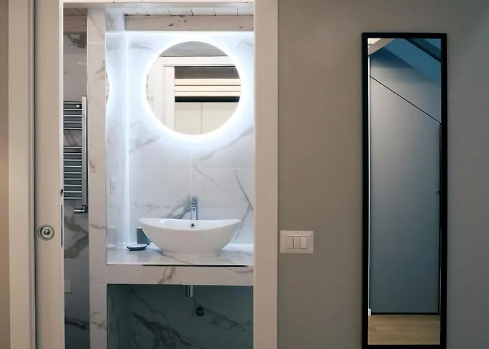Comecasa Incantevole Loft In Bocconi Mediolan