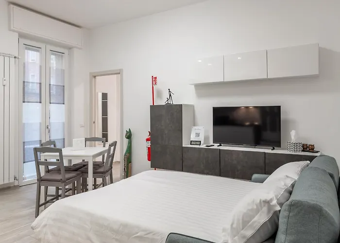 דירה Chiara's Urban Oasis - - Duomo 8 Min *