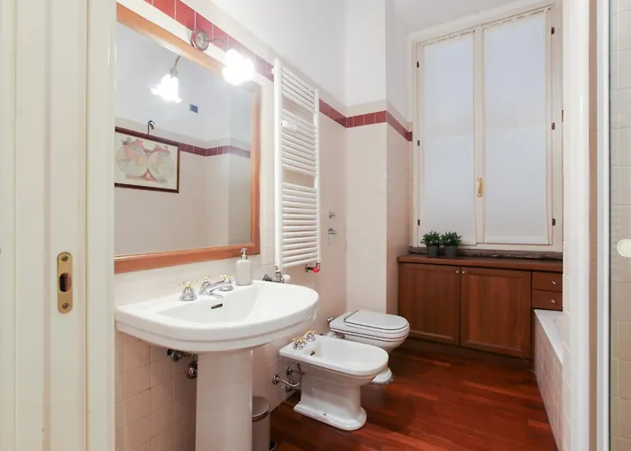 Hacca Collection - Corso Magenta, Unique And Charming 2br Mediolan