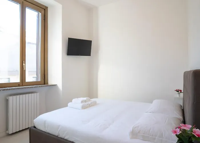 Apartamento Metro Wi-fi Easy Check-in Milão