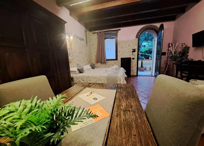 Monolocale Elvira Abbadesse M3-m5 Zara דירה