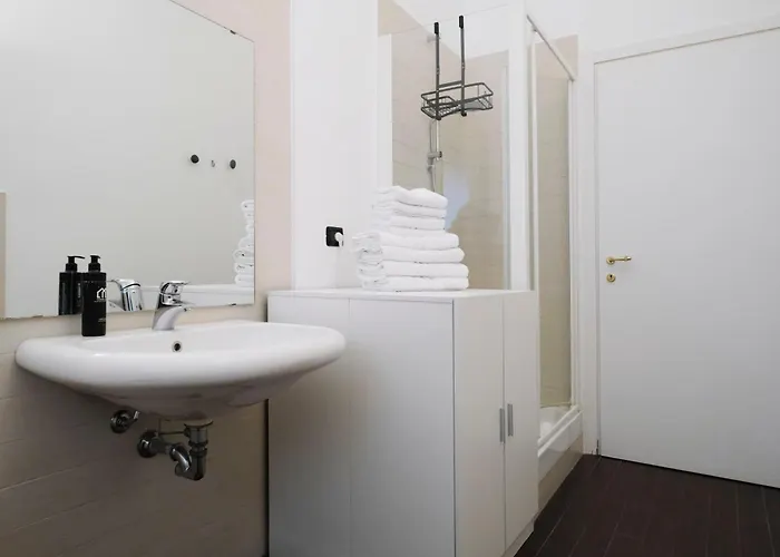 Comecasa 10 Min Walk To Duomo 2br Family Flat *