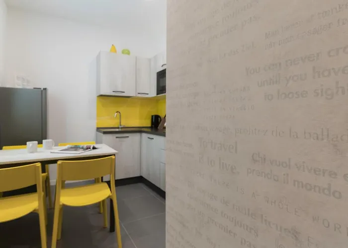 Italianway Comfort - Taramelli 60 Apartament