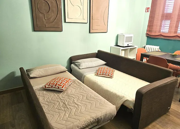 Bilocale Moderno Isola-garibaldi, 4 Posti, Wifi Veloce, Metro A 2 Minuti * Mediolan