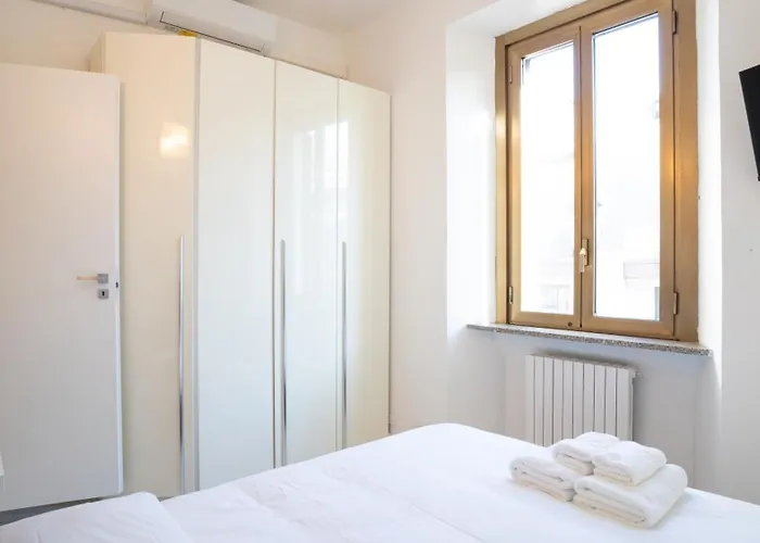 Metro Wi-fi Easy Check-in Apartamento Milão