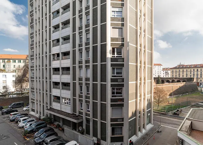 La Bella Milano-les Nubles Sabotino * 米兰