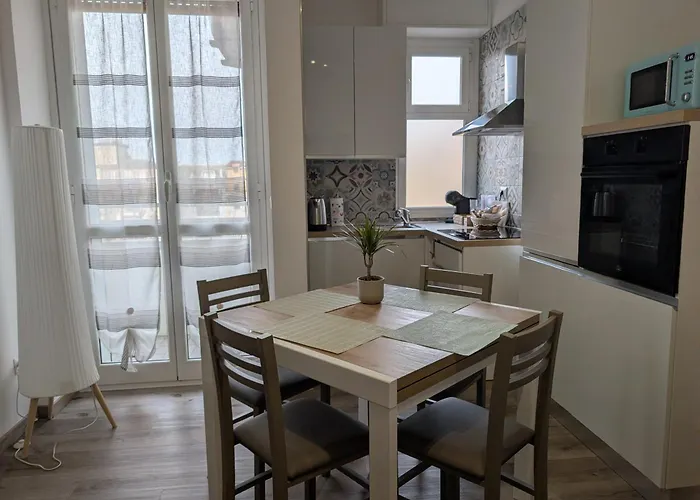 아파트 Urban - Near San Siro Stadium, Fiera Milano, American Embassy, Portello, Life And Arco Della Pace Movida 밀라노