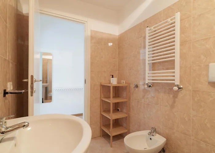 Guesthost - Porta Garibaldi White Flats דירה