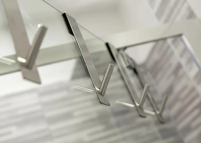 Chiara's Urban Oasis - - Duomo 8 Min דירה *