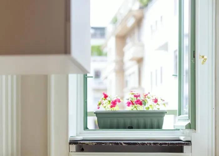 Marcora 6v Luxury Living In Brera - 15min Walk To Duomo