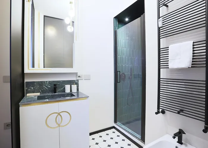 3 Minutes' Walk From The Duomo Cathedral