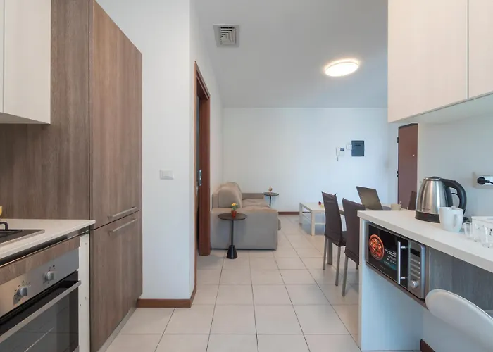 아파트 Bicocca, Free Parking, Private Garage, Metro M5 200m, Garden, Kids & Pet Friendly 밀라노