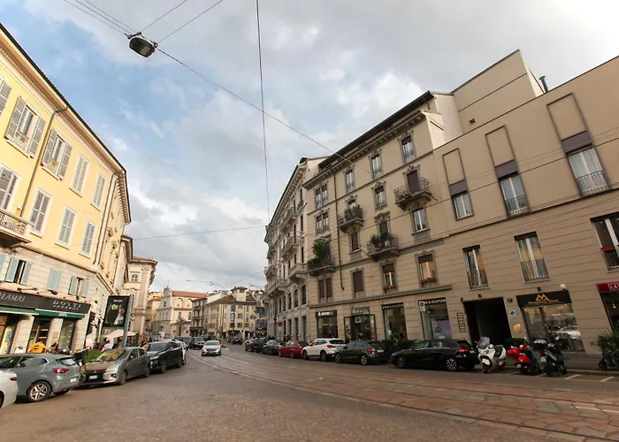 Hacca Collection - Corso Magenta, Unique And Charming 2br *