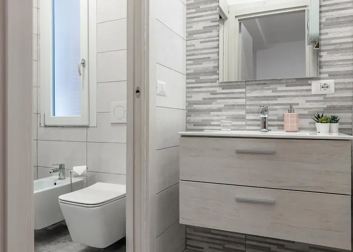 Chiara's Urban Oasis - - Duomo 8 Min