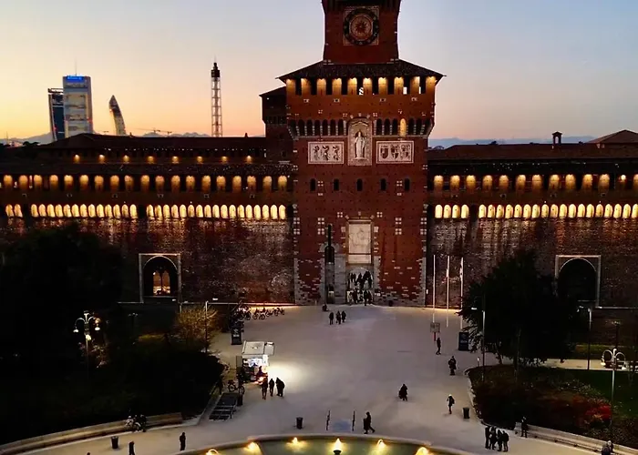 Exclusive Deluxe Between Duomo & San Siro 밀라노