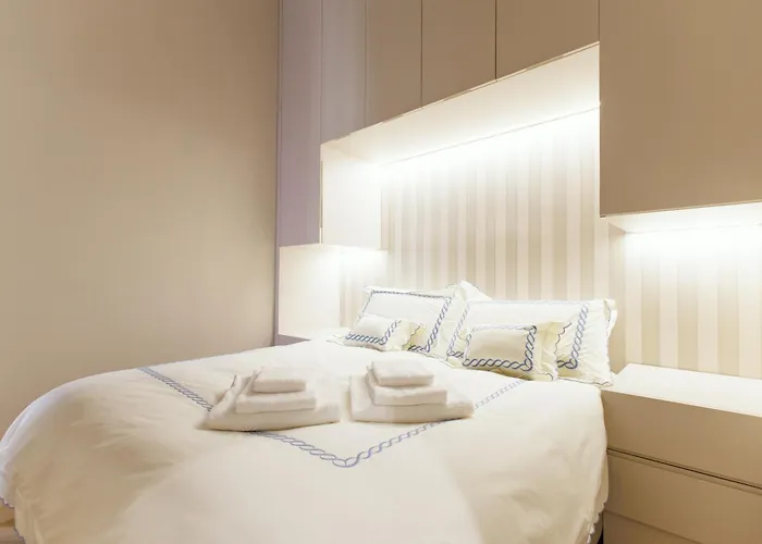 Marcora 6t Luxury Living In Brera - 15min Walk To Duomo Milan