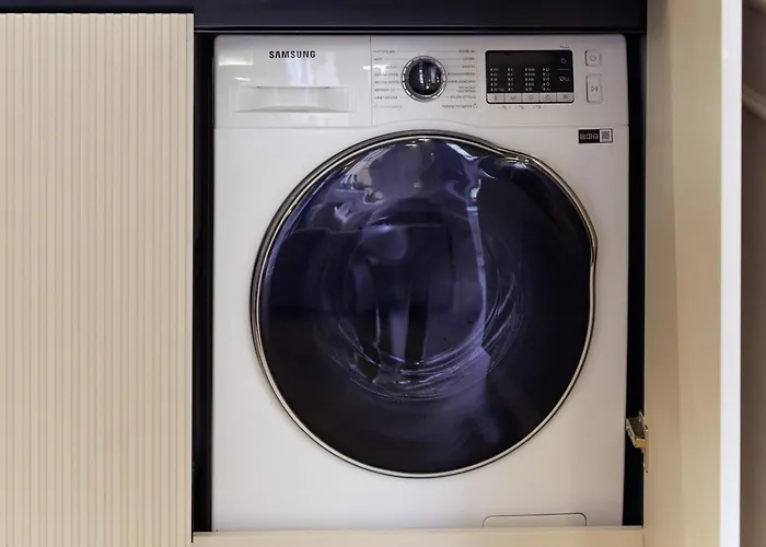 Marcora 6t Luxury Living In Brera - 15min Walk To Duomo Appartement