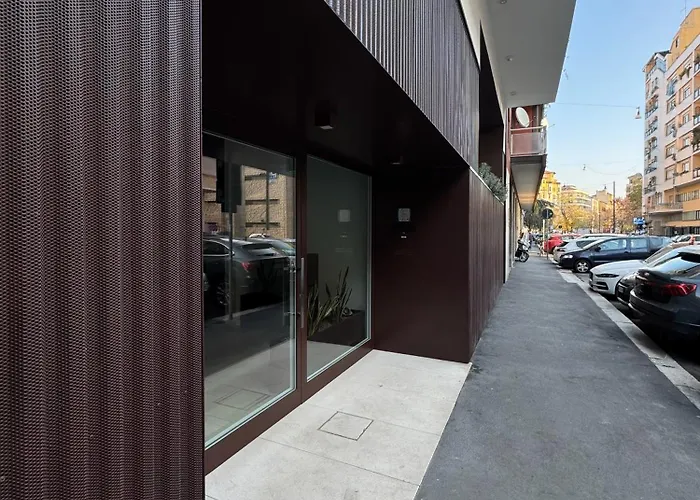 New Palace - Luxury Next To Metro M4 *