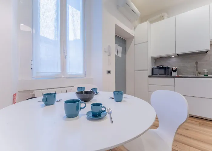 Moda Porta Romana M3 Lodi Tibb Self-check-in Milan