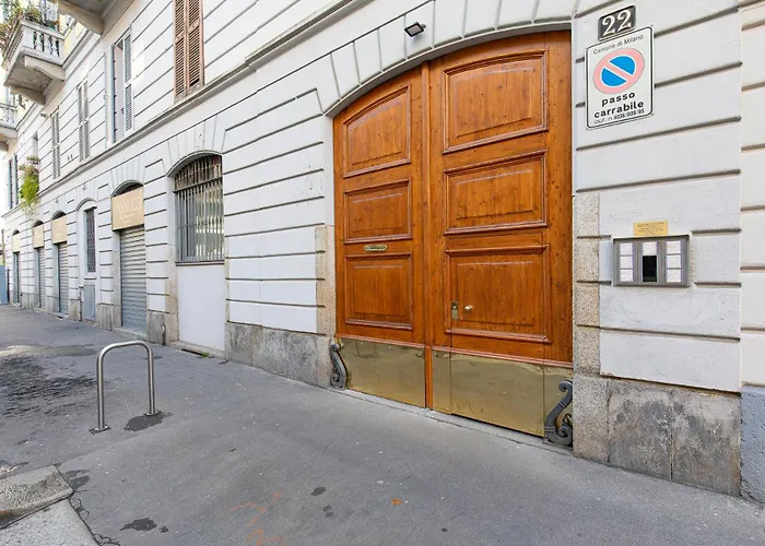Apartamento La Vecchia Milano-les Nubles Vannucci - Il Ballatoio E Il Cortile