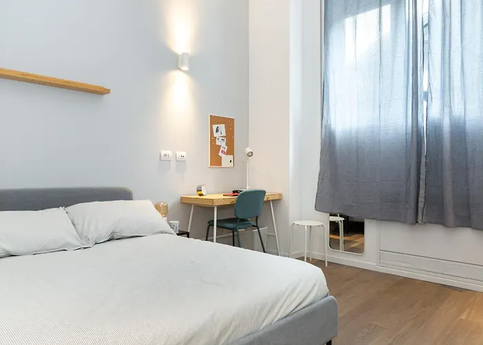 Joivy Solari Tolstoj *