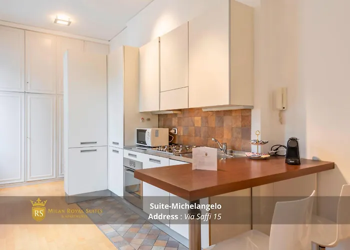 米兰皇家套房 - 卡多纳中心公寓