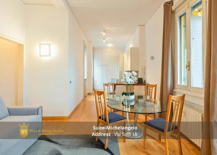 Royal - Centro Cadorna Apartman