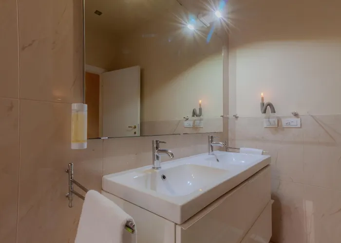 Italianway - The B Village New Apartment *