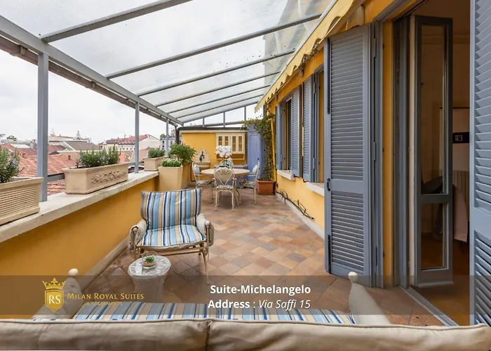 Royal - Centro Cadorna * Milánó