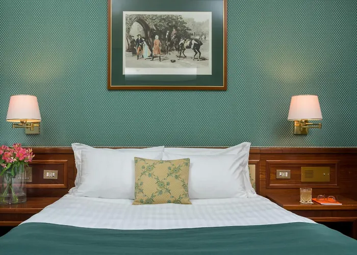 米兰市中心莱昂纳多酒店 4* 米兰