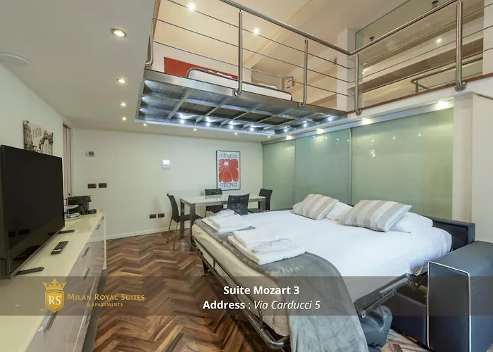 Royal - Centro Cadorna Apartman *