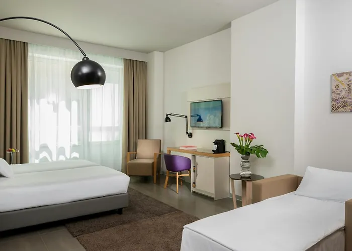 Nyx By Leonardo Otel 4*