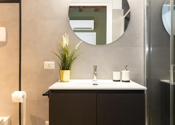 - Alzaia Naviglio Grande Appartement