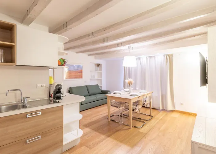 Brera-moscova Duomo 15 Minuti A Piedi *