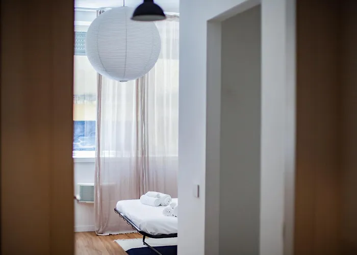 Spacious Design 4* ميلان