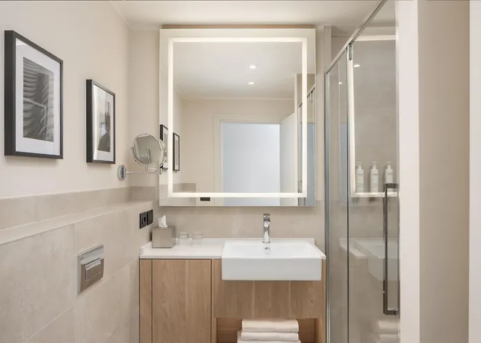 Courtyard By Marriott Linate 4* Mediolan