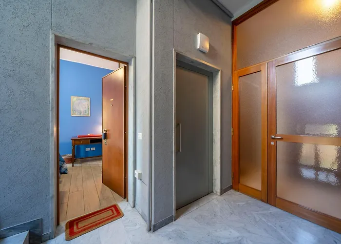 Privata Bagno E Balcone Duomo Konukevi 3*