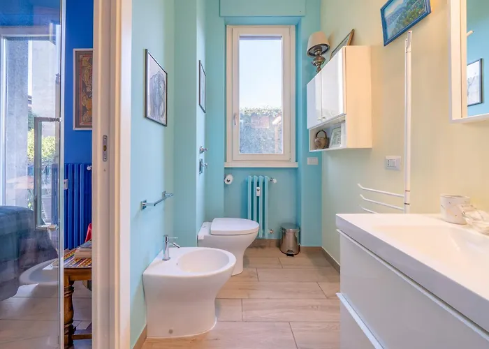 Privata Bagno E Balcone Duomo Konukevi 3*