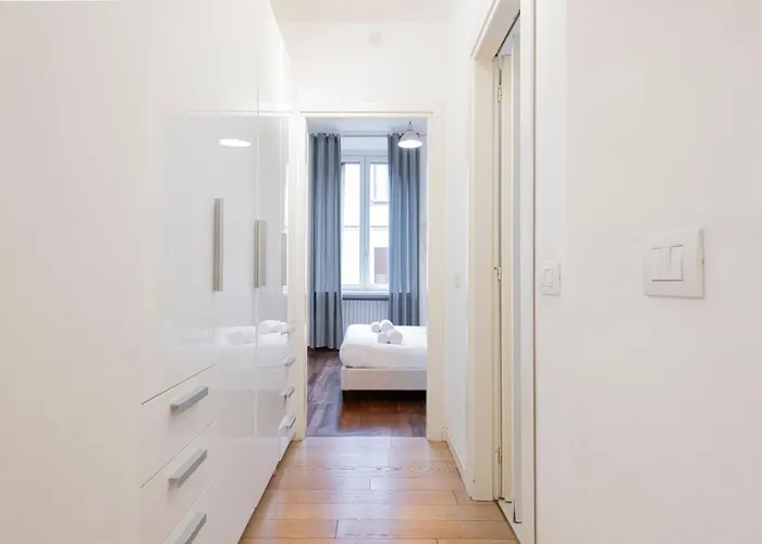 Easylife - - Lazzaro Papi 3 - Porta Romana *