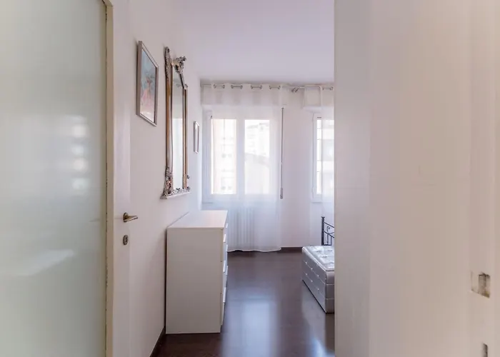 Lägenhet Sempione Color Citylife Fiera District