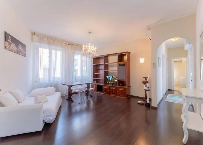 Lägenhet Sempione Color Citylife Fiera District *