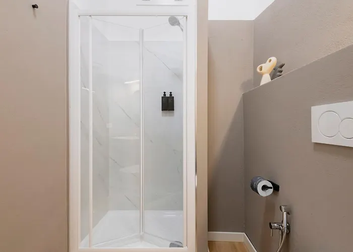 דירה Relstay - Montenapoleone מילאנו