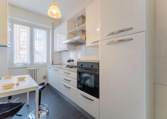 Sempione Color Citylife Fiera District Lägenhet *