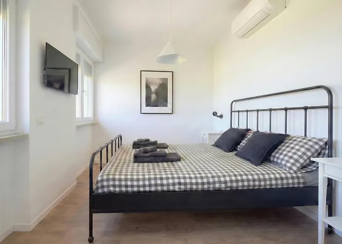 Fresh Nordic Flat With Balcony - San Siro Stadium Milano