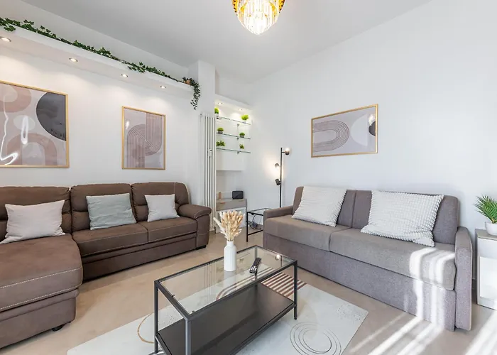 Sansiro75 Large 3bdr With Private Garage Near To Fiera And Stadium Διαμέρισμα