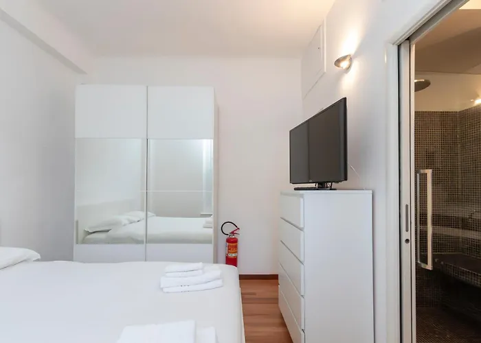 Apartmán I-host - Ugo Bassi Milán