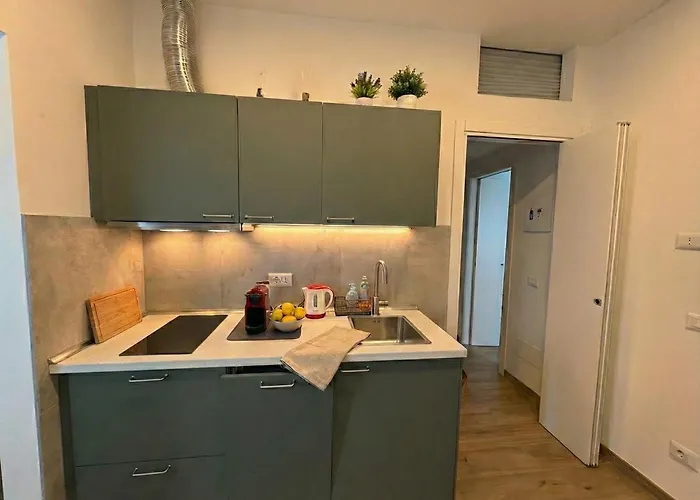 Loreto 15 Mins From Duomo - M1 Rovereto アパート